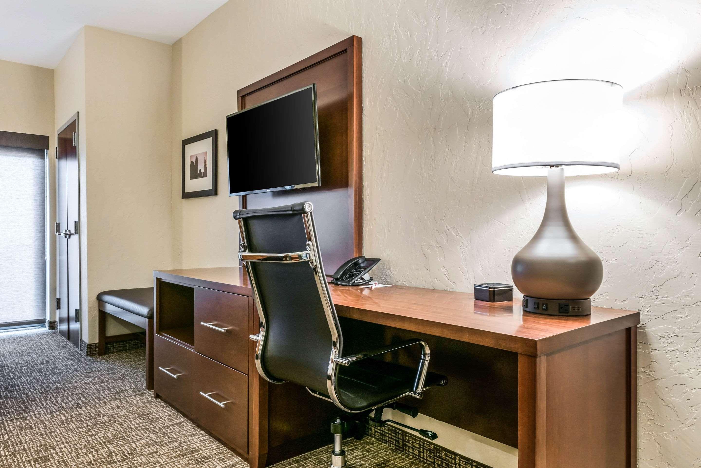 Comfort Suites Florence - Cincinnati South Buitenkant foto