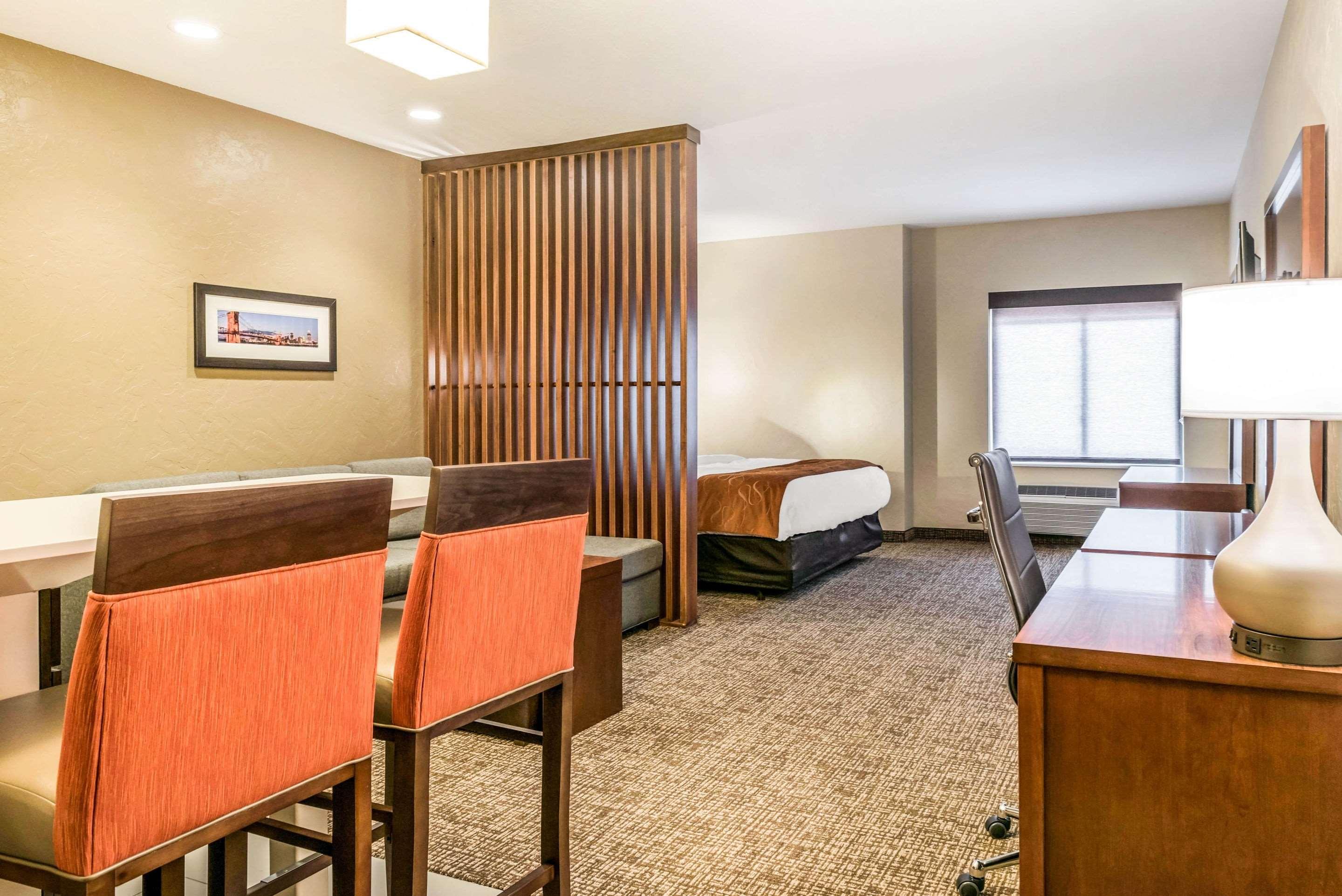 Comfort Suites Florence - Cincinnati South Buitenkant foto