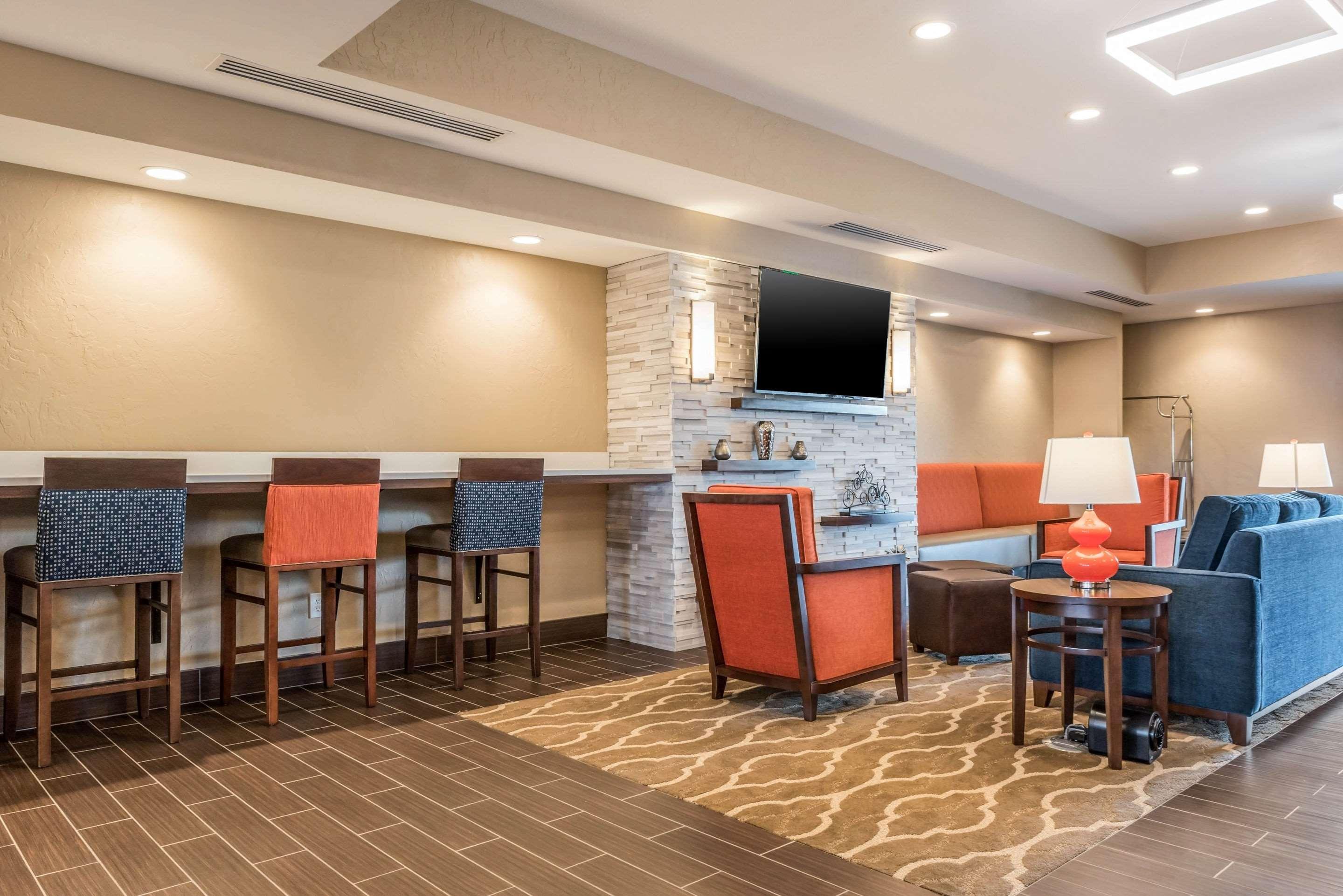 Comfort Suites Florence - Cincinnati South Buitenkant foto
