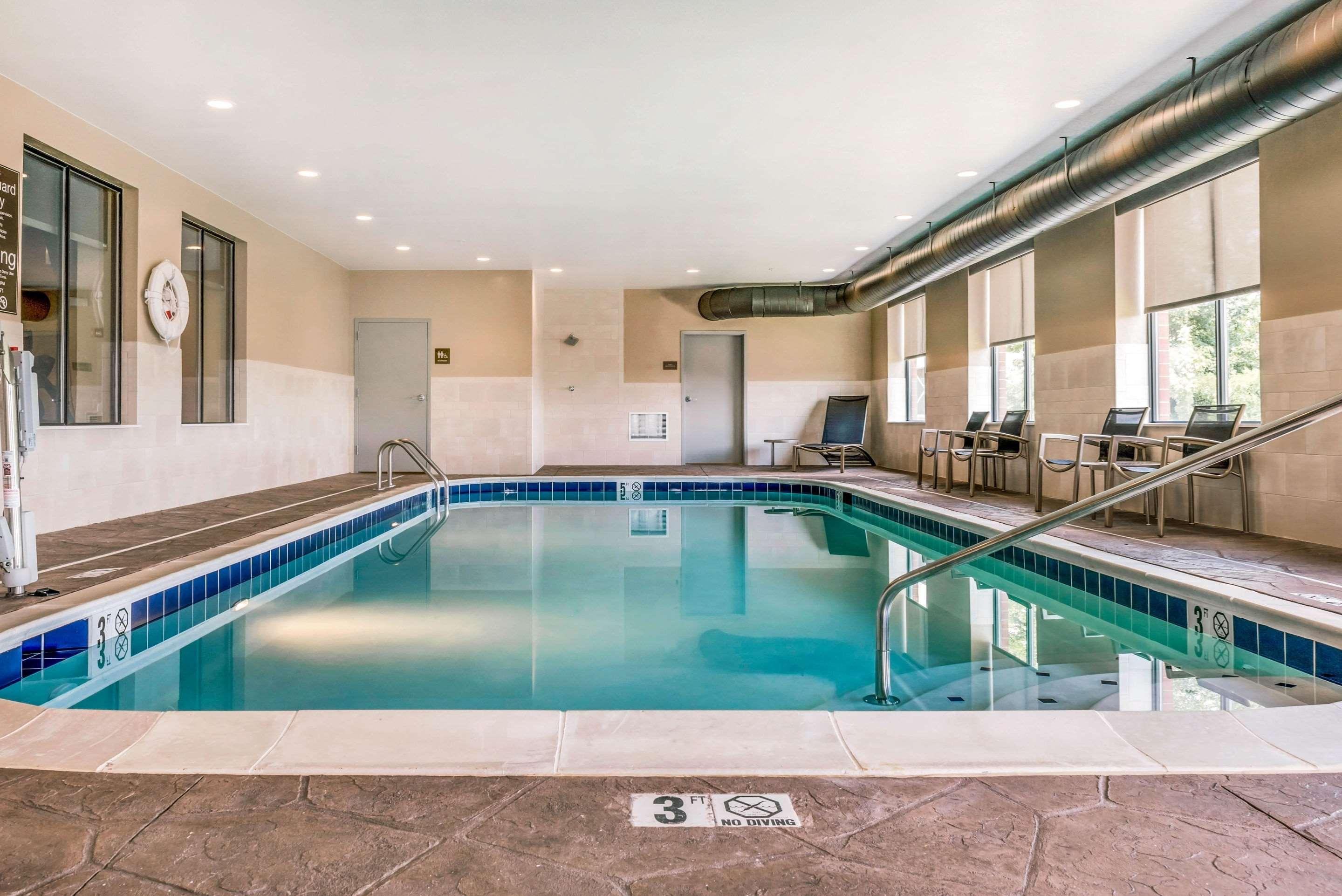 Comfort Suites Florence - Cincinnati South Buitenkant foto
